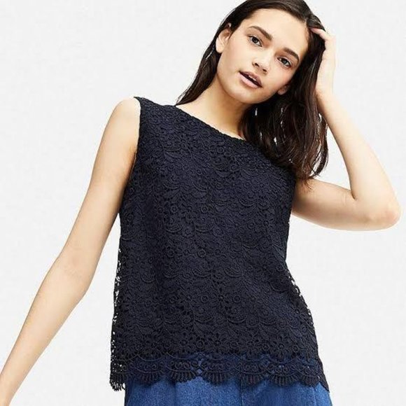 Uniqlo Women Floral Lace Sleeveless Blouse in Black - Picture 2 of 6